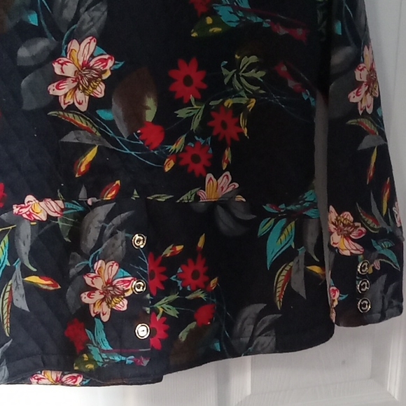 Women's Floral Print Light Jacket Size XL Black Coat w/ Gold Buttons - Picture 12 of 15